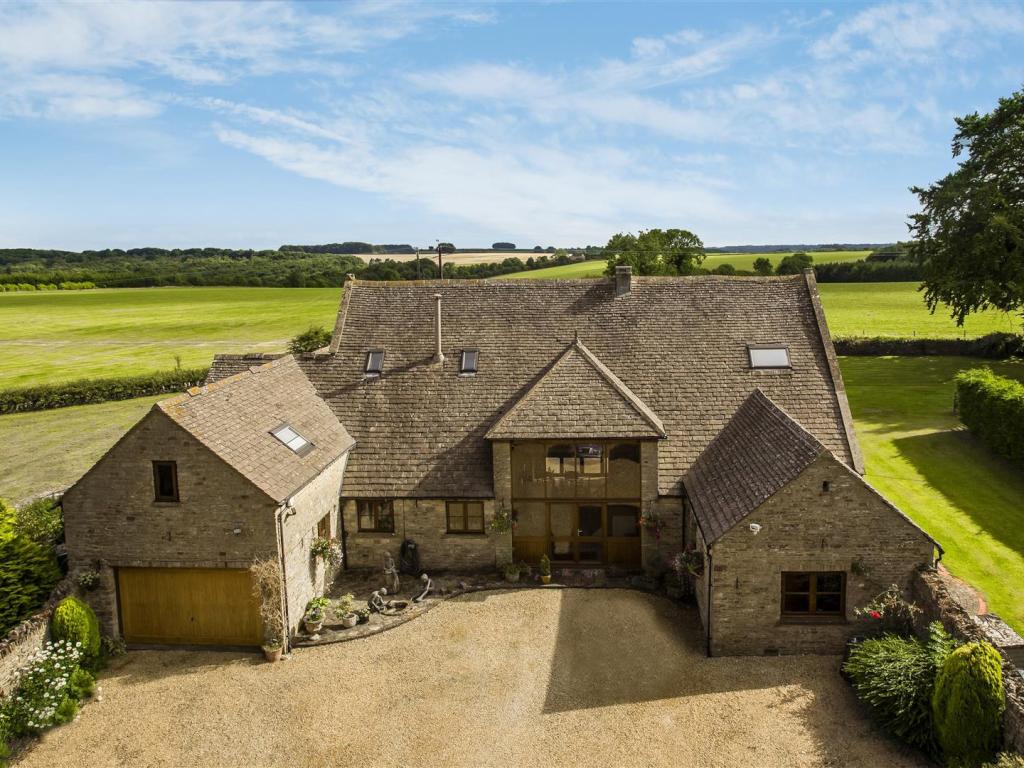 240m2, Domestic Extension, Cowley, Gloucestershire. Screed Works